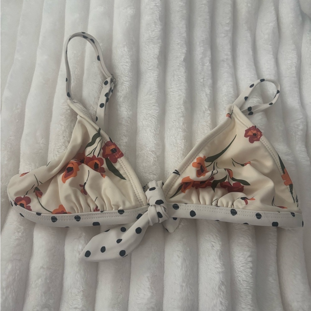 Xhilaration Floral and Polka Dot Swim Bikini top size medium
